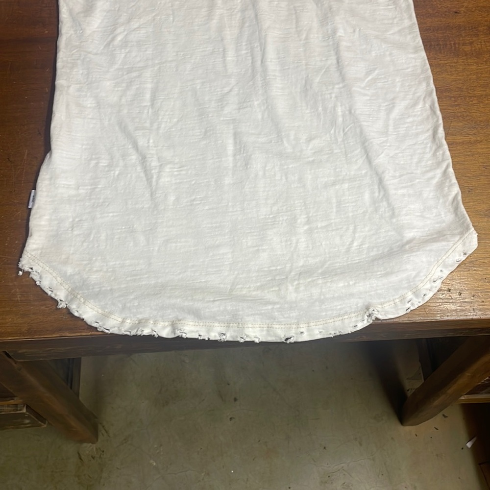 EPTM T-Shirt “The Distressed Long Tee” in Cream White by The Perfect Example T-9 - Picture 11 of 11